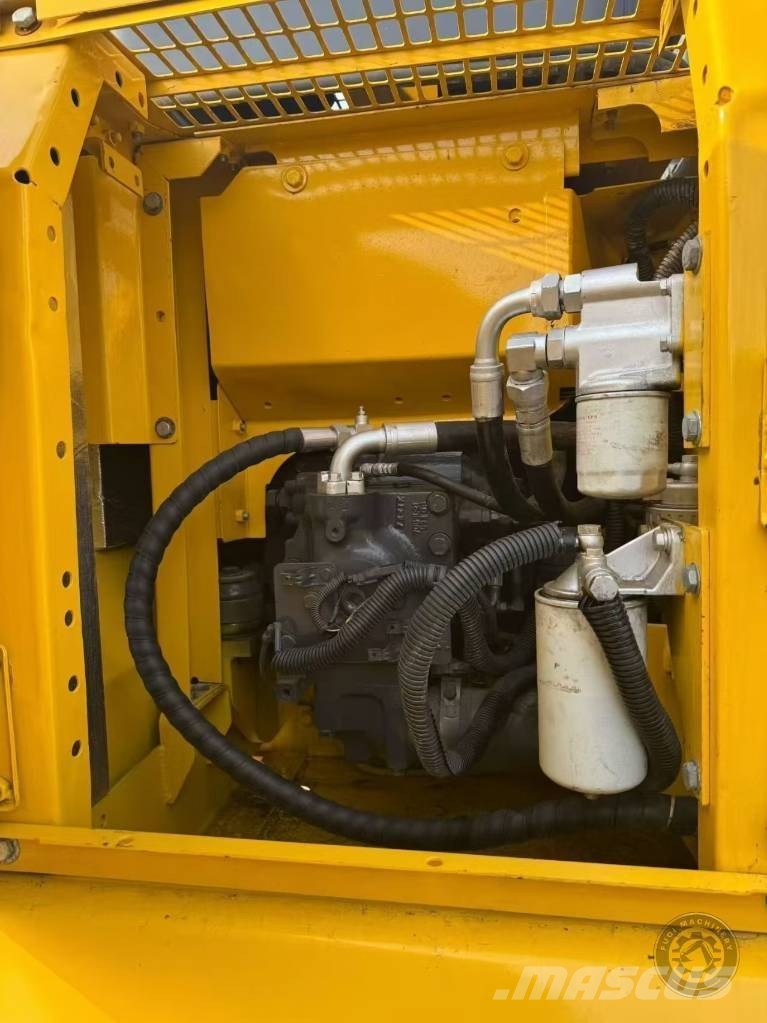 Komatsu PC 130-7 Crawler excavators