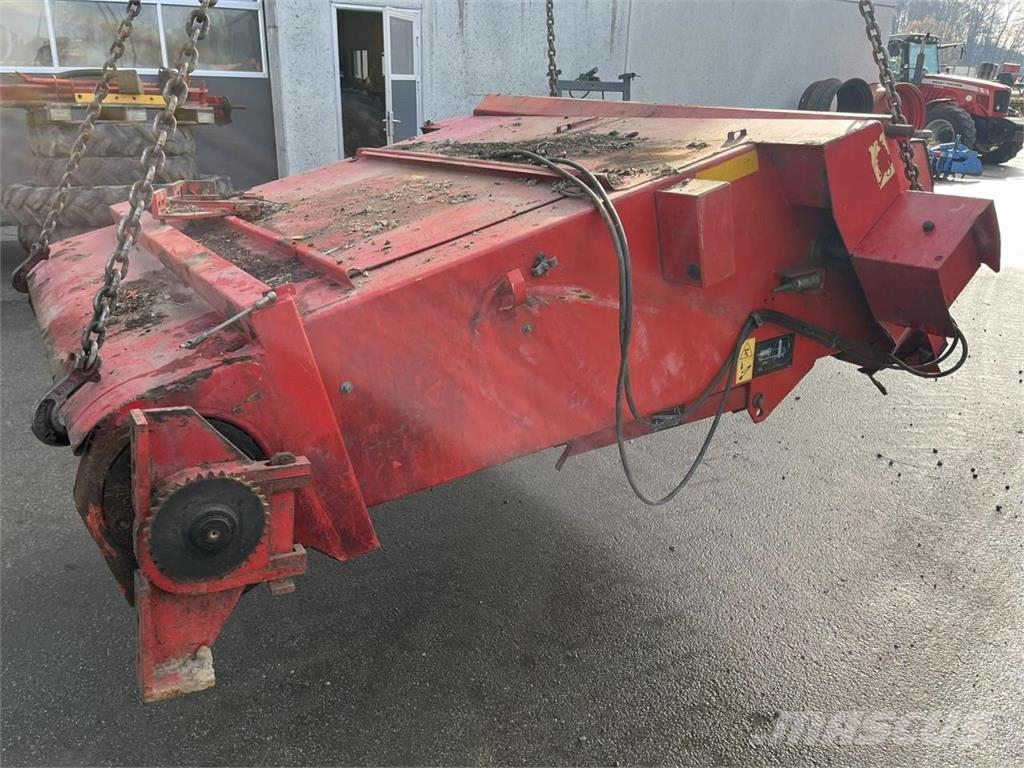 Massey Ferguson Schrägförder Massey Ferguson MF38/40 ملحقات الحصادات