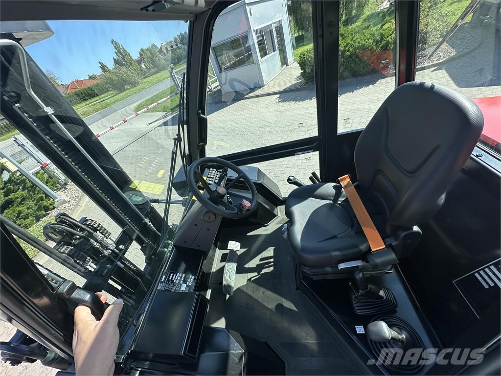 Manitou M50-4 شاحنات الطرق الوعرة