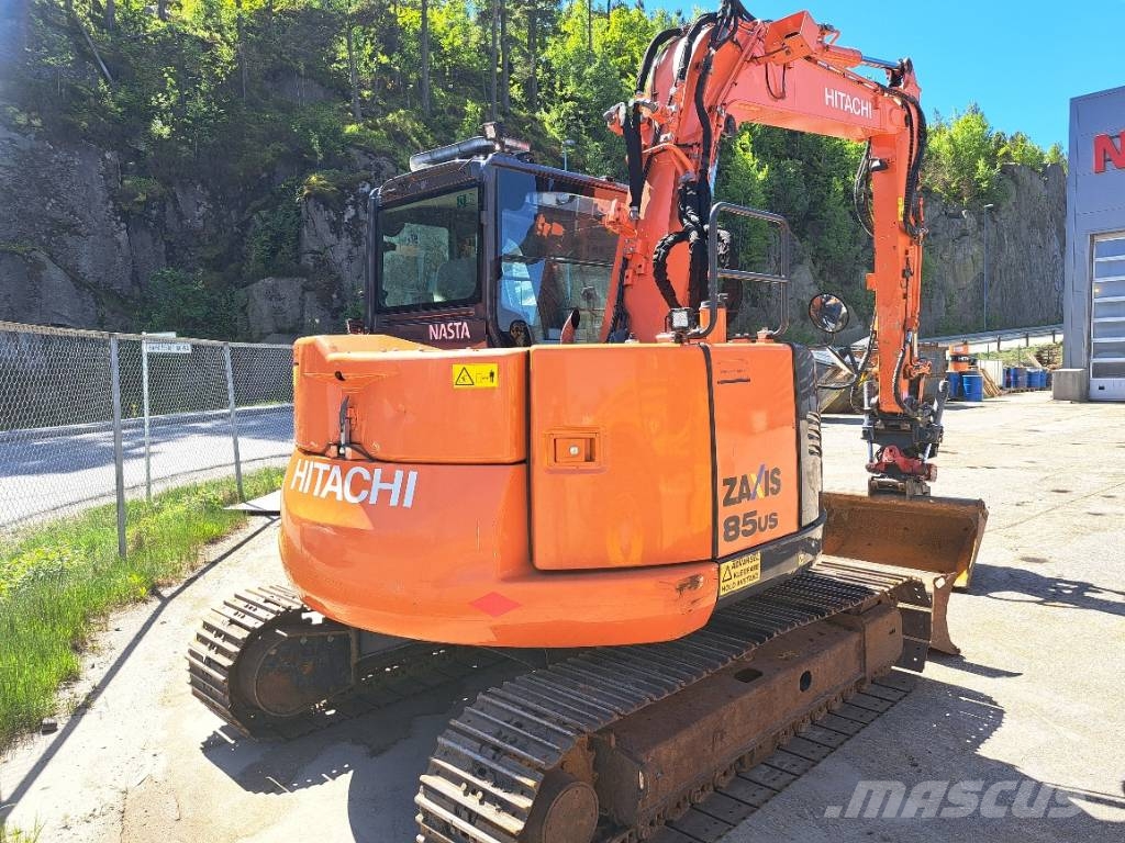 Hitachi ZX 85 US-5 中型挖掘机