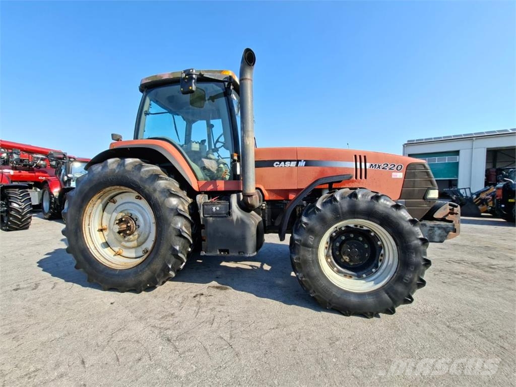 Case IH MX 220 Traktorok