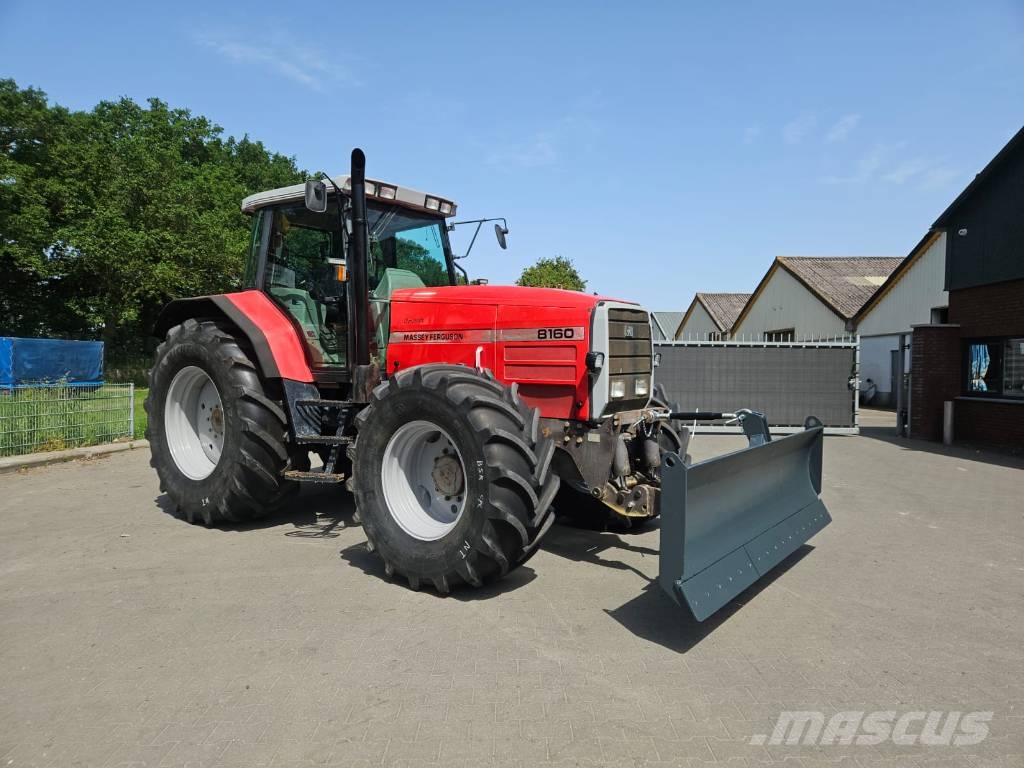 Massey Ferguson 8160 Tractoare