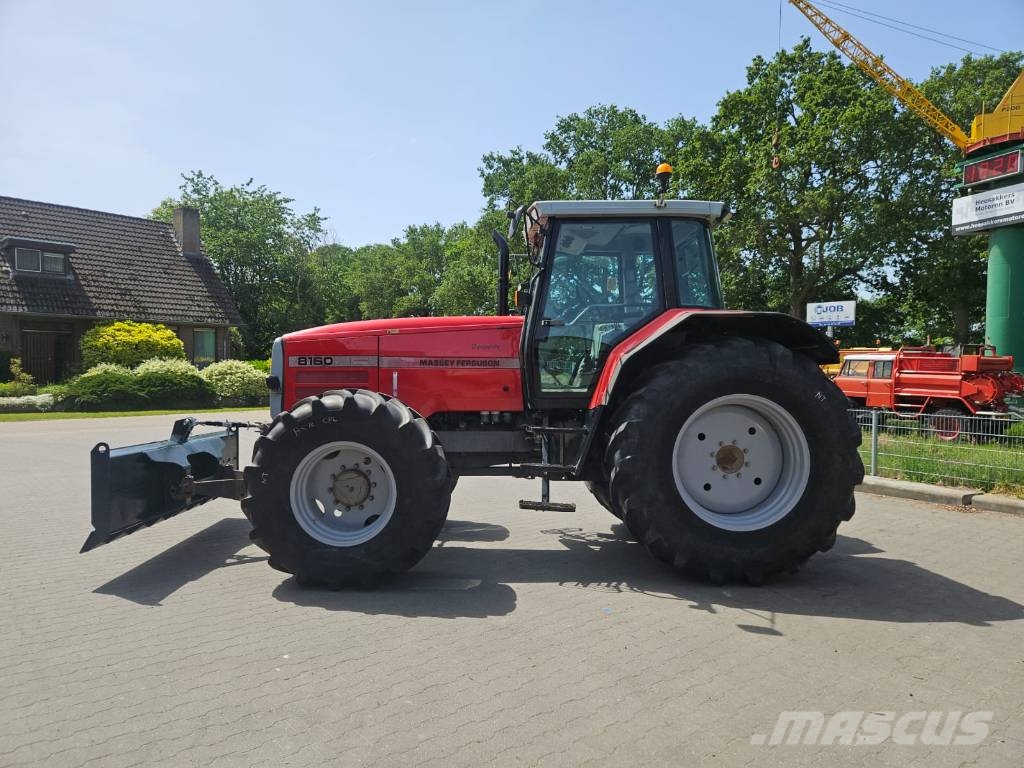 Massey Ferguson 8160 Tractoare