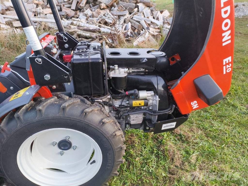 Goldoni E20 SN Traktory