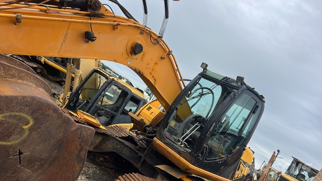 JCB 220 Motorer