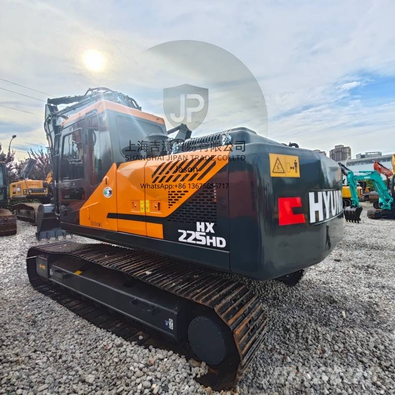 Hyundai HX 225 HD Lánctalpas kotrók