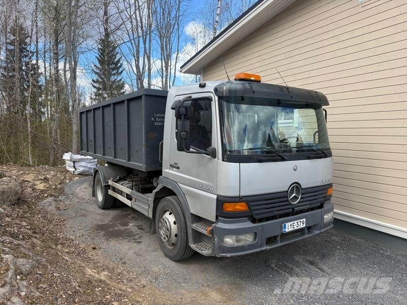 Mercedes-Benz Atego 1328L Camiones desmontables