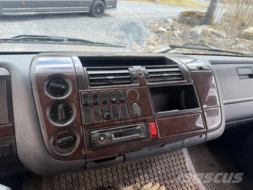 Mercedes-Benz Atego 1328L Camiones desmontables