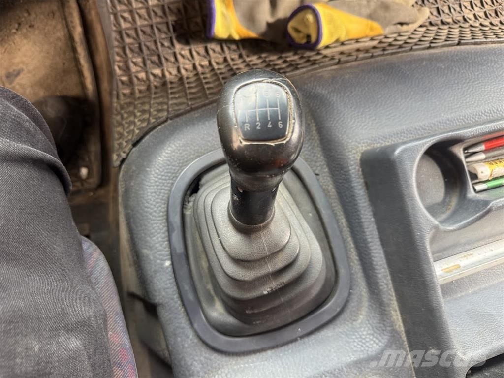 Mercedes-Benz Atego 1328L Camiones desmontables