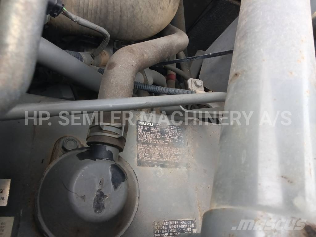 Hitachi ZX300LC-6 Bageri guseničari