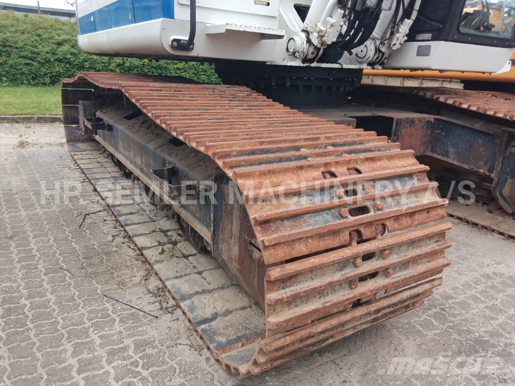 Hitachi ZX300LC-6 Bageri guseničari