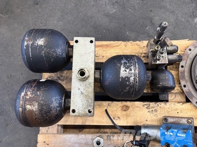 Liebherr L564 L566 L574 L576 L580 Hydraulics