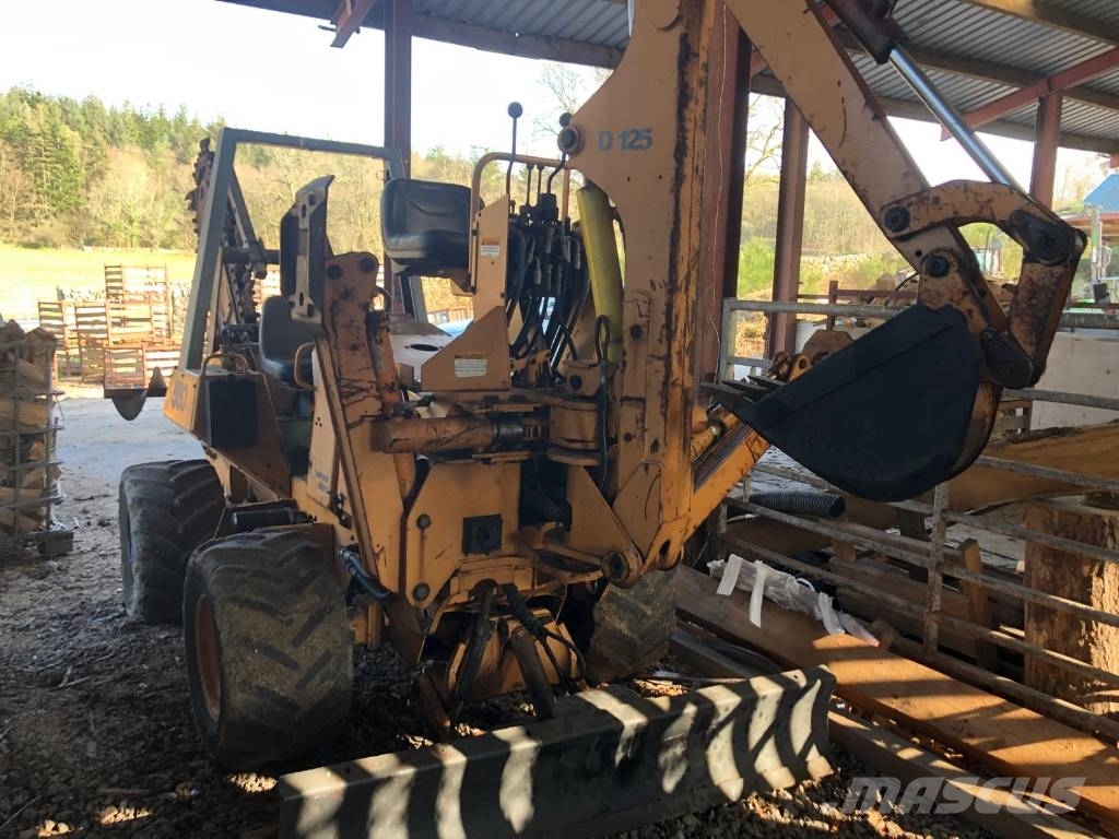 CASE 560 Trencher with Front mounted Excavator Траншеекопатели