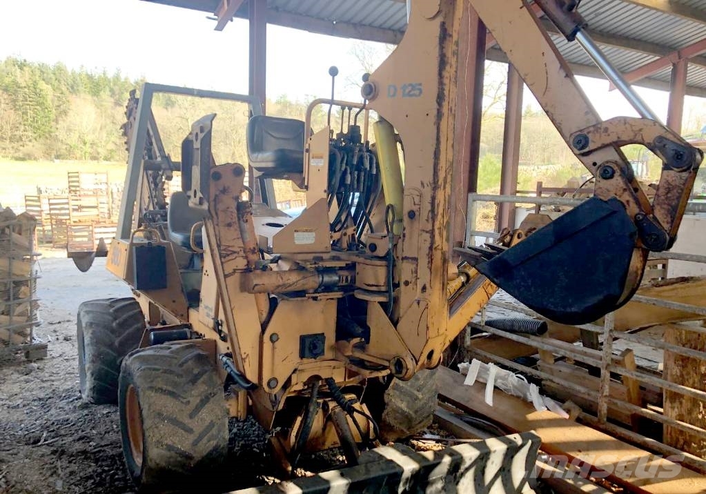 CASE 560 Trencher with Front mounted Excavator Траншеекопатели