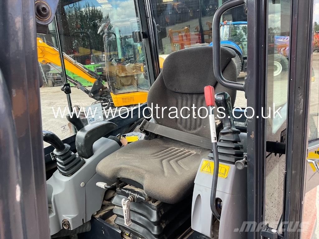 Kubota KX 027-4 Mini kotrók < 7t
