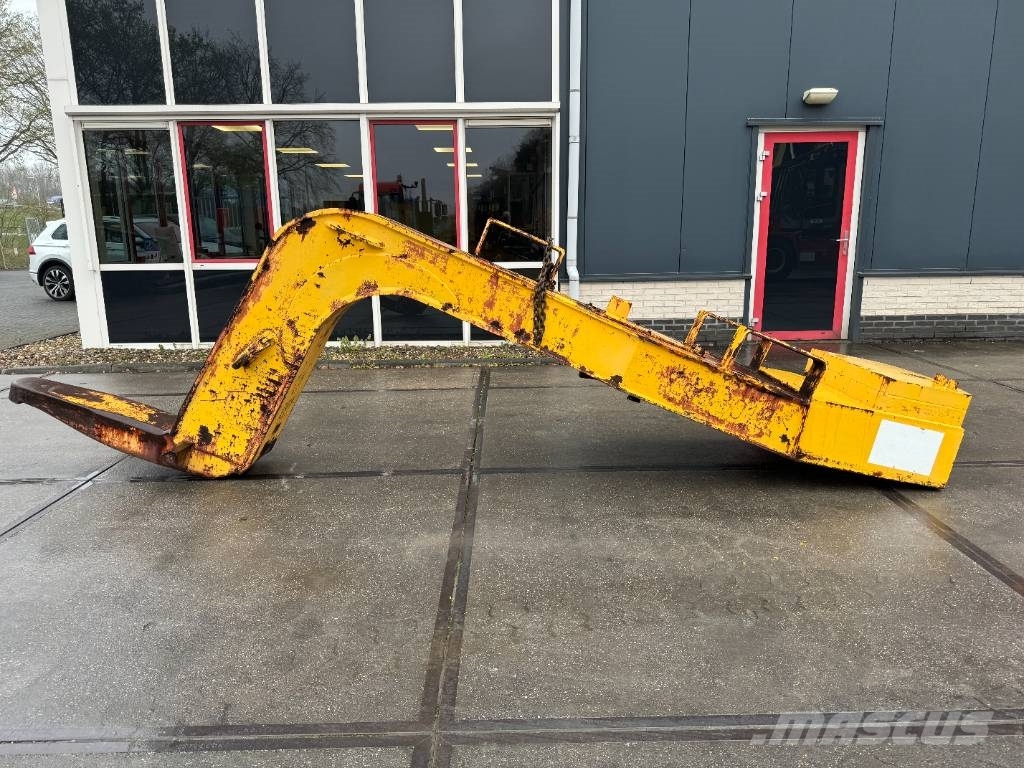 Gooseneck Gooseneck Terminal tractors