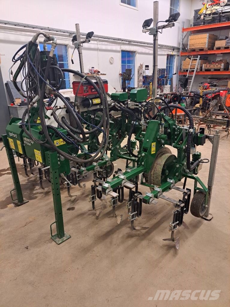 Garford Robocrop Inrow Καλλιεργητικές μηχανές κατά γραμμές