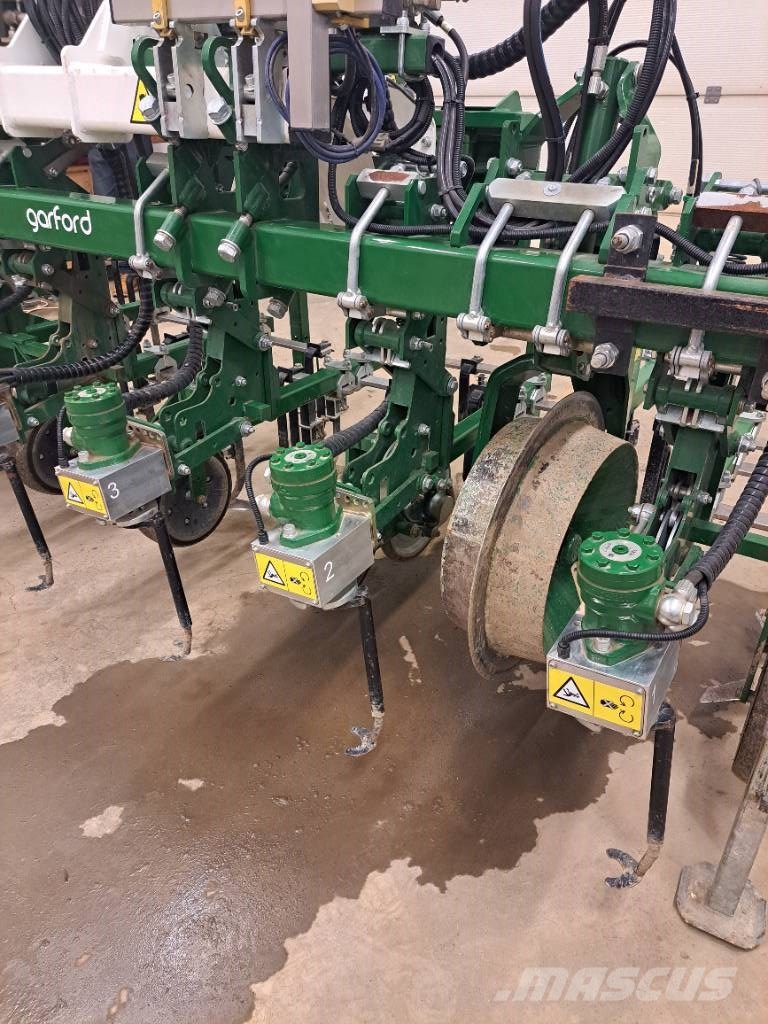 Garford Robocrop Inrow Καλλιεργητικές μηχανές κατά γραμμές