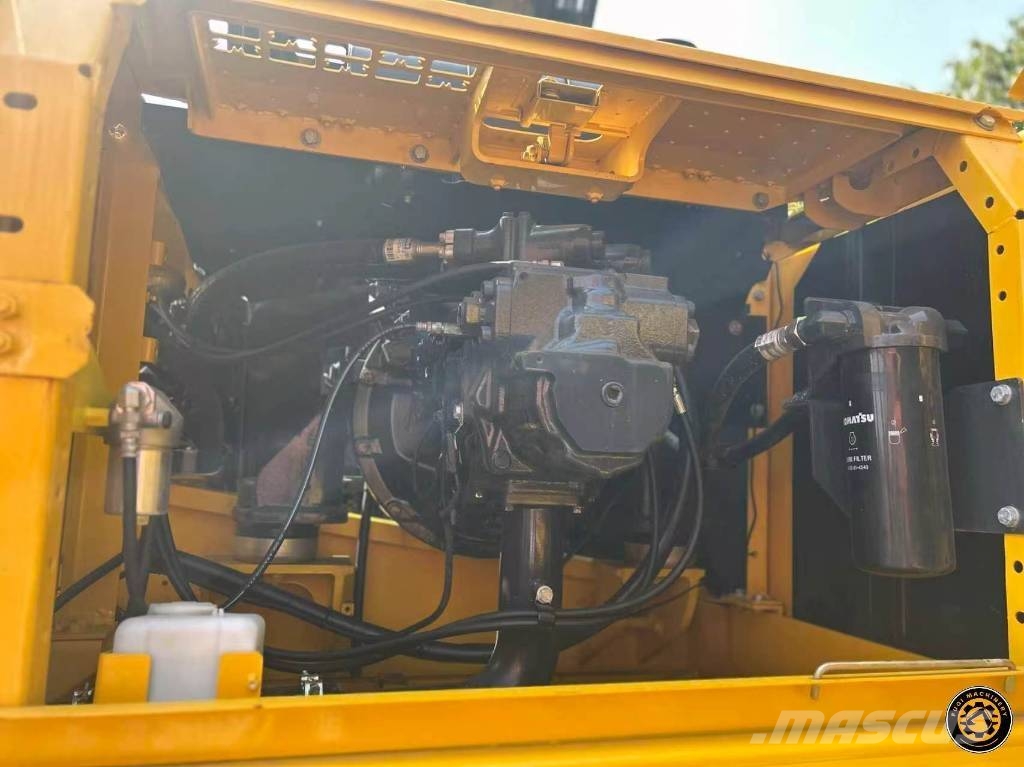 Komatsu PC 360-8 履带挖掘机