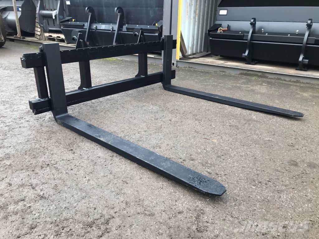 SE / Volvo / JCB / Case / Liebherr Container forks Građevinarske viljuške