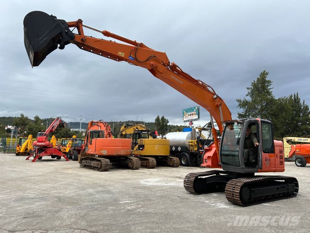 Hitachi ZX 135 US Pásová rýpadla