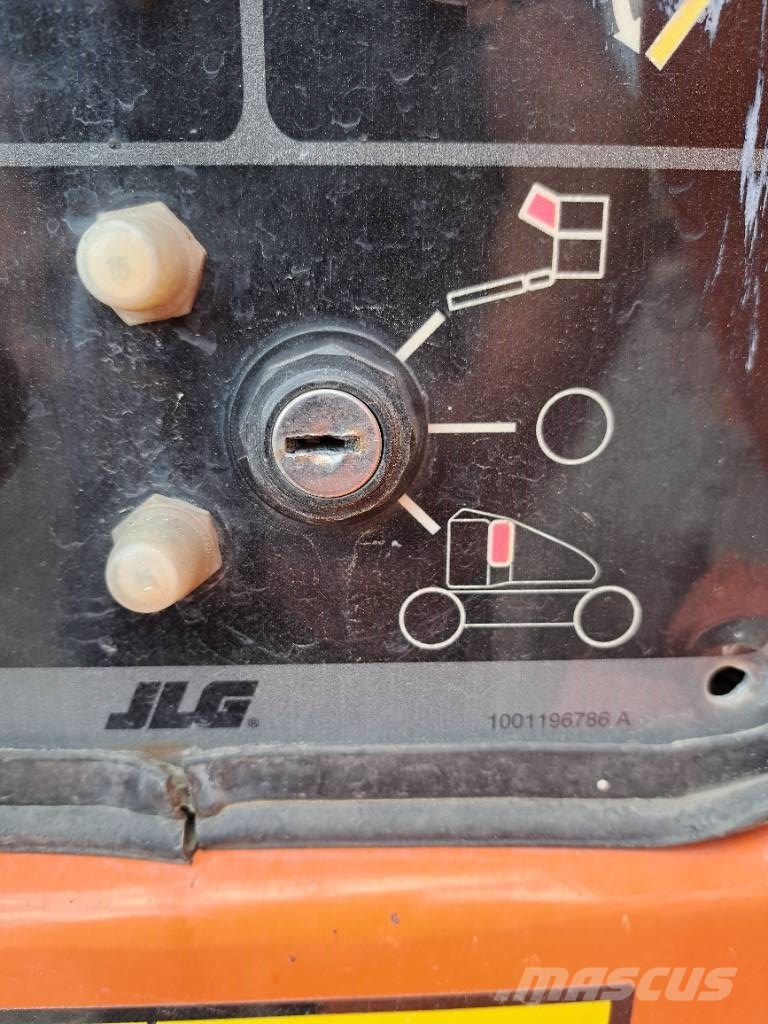 JLG E 450 AJ رافعات سلة مفصلية