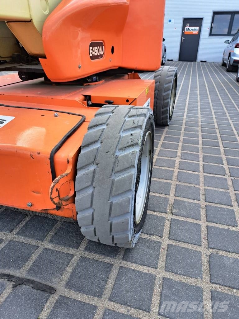 JLG E 450 AJ رافعات سلة مفصلية