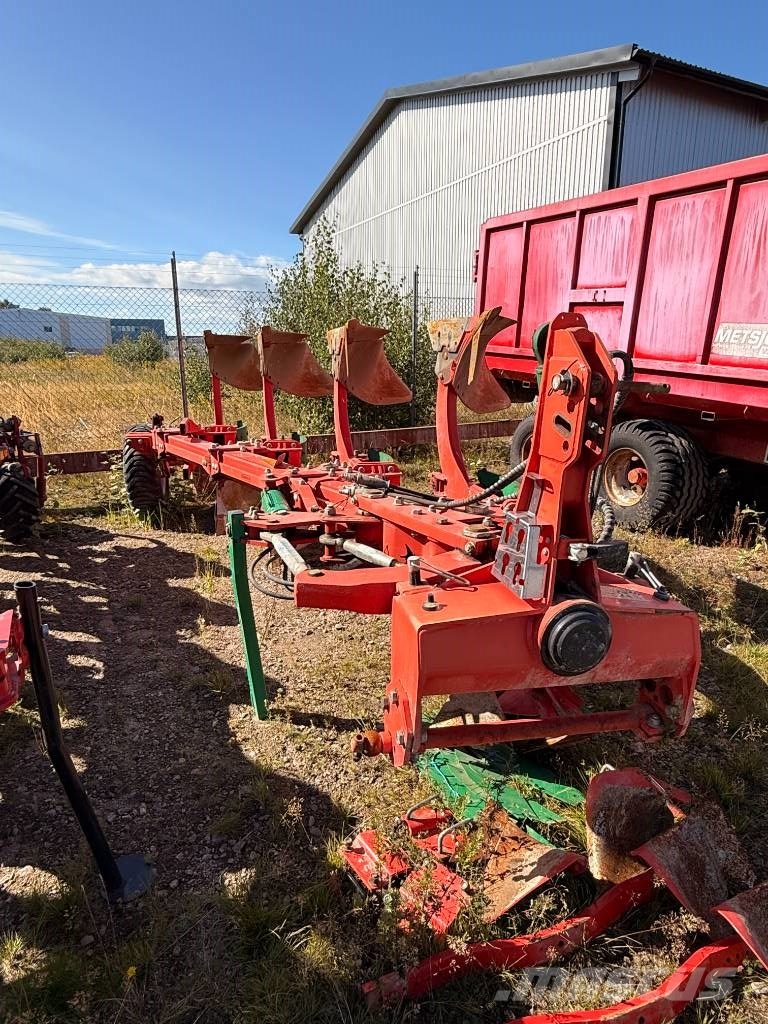 Agromasz Agromasz Obračalni plugi