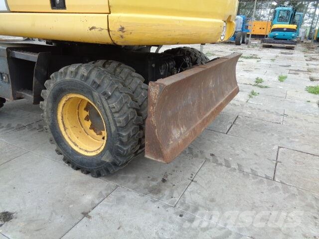 New Holland MH 4.6 Bagri na kolesih