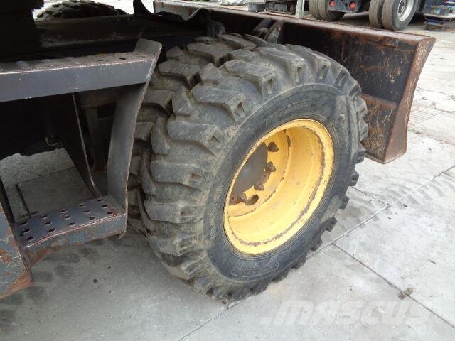 New Holland MH 4.6 Bagri na kolesih