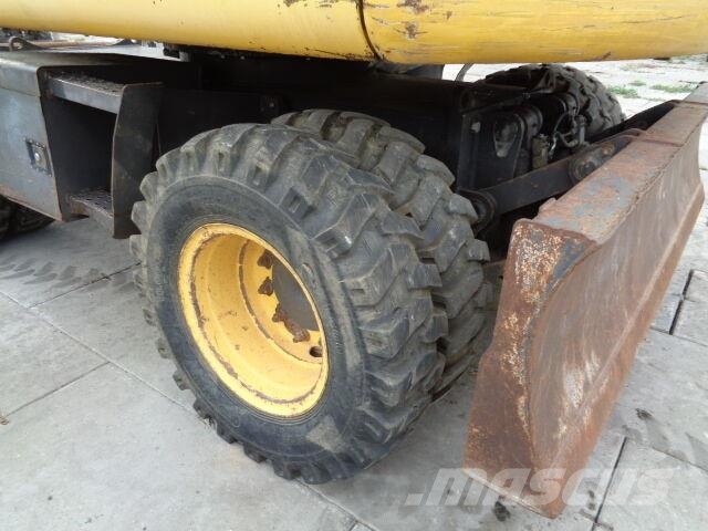 New Holland MH 4.6 Bagri na kolesih