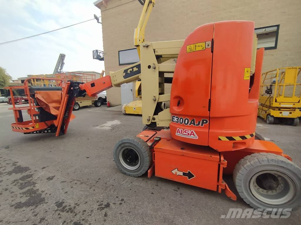 JLG E 300 AJP Knikarmhoogwerkers
