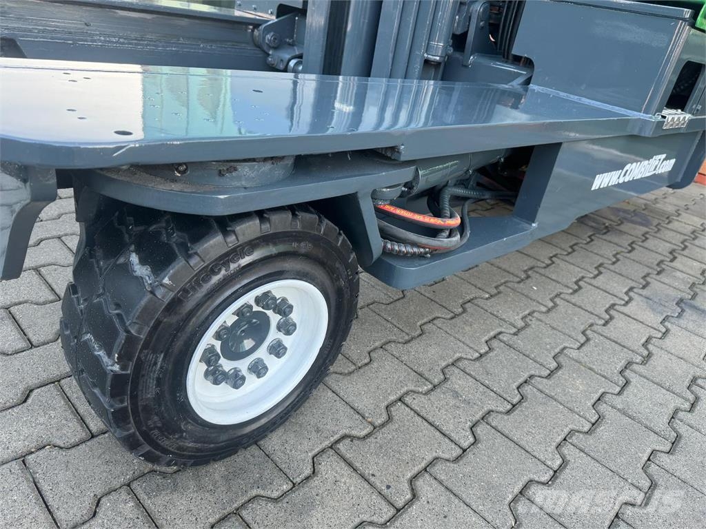 Combilift C4800 // Diesel //Low triplex Nelitietrukit