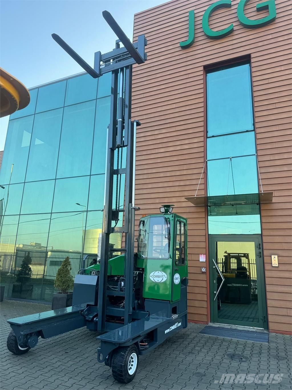 Combilift C4800 // Diesel //Low triplex Nelitietrukit
