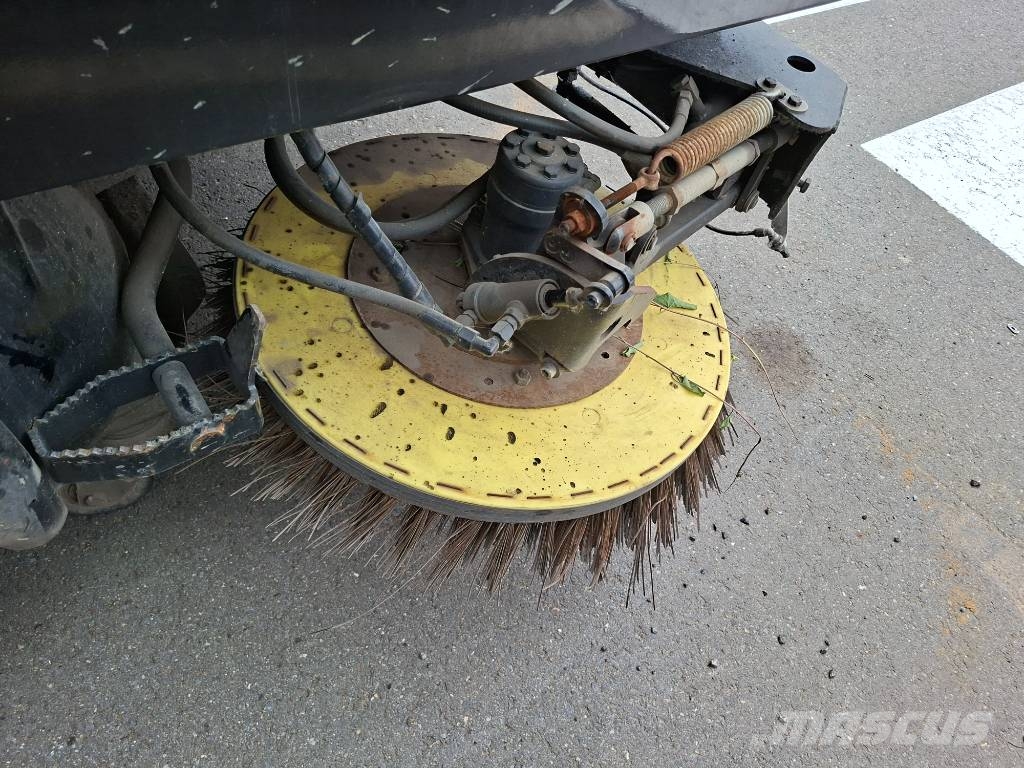 Bucher Citycat5000 Feiemaskiner
