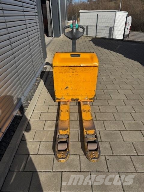 Jungheinrich EJE 116 Pedestrian stacker