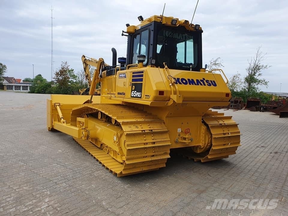 Komatsu D 65 PX-18 Bouteurs sur chenilles