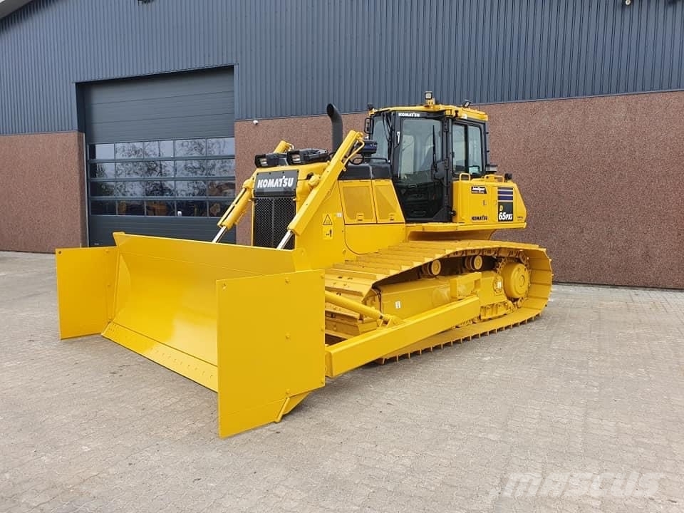 Komatsu D 65 PX-18 Bouteurs sur chenilles
