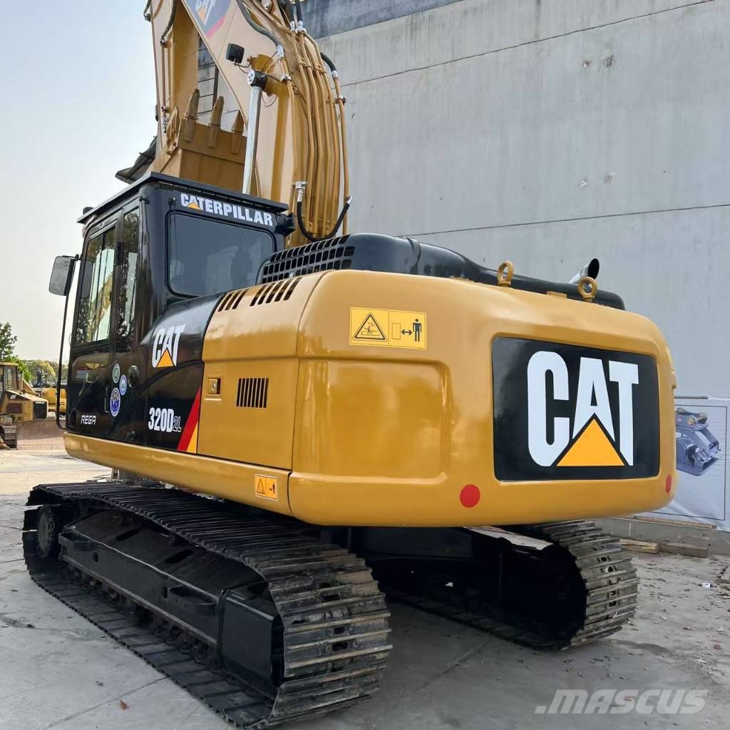 CAT 320D2L Bagri goseničarji