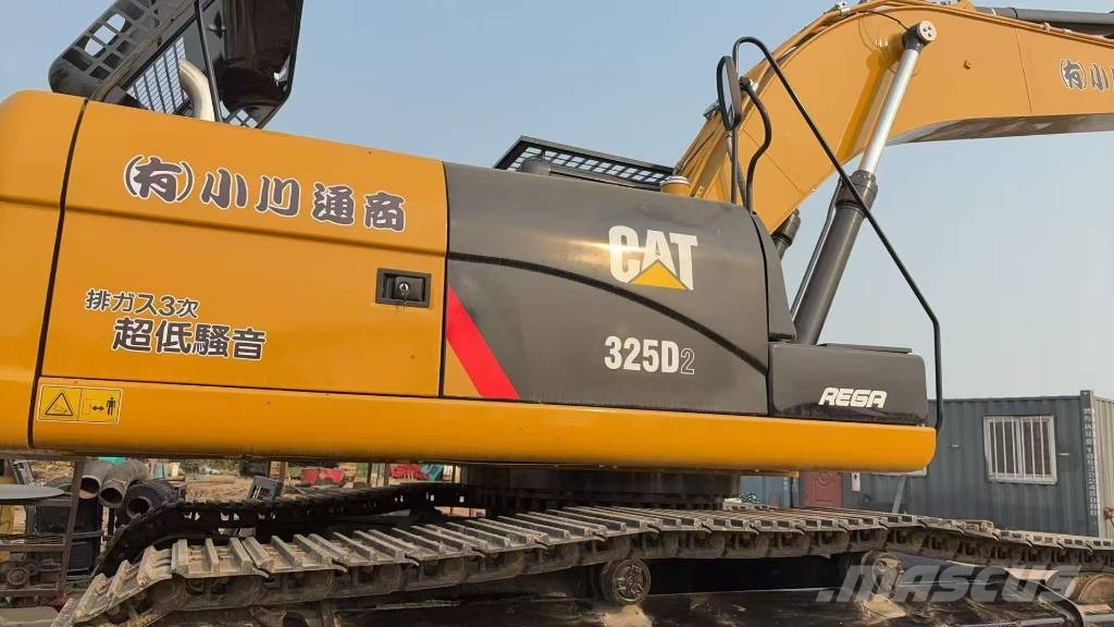 CAT 325D2 حفارات وسط 7 طن - 12 طن