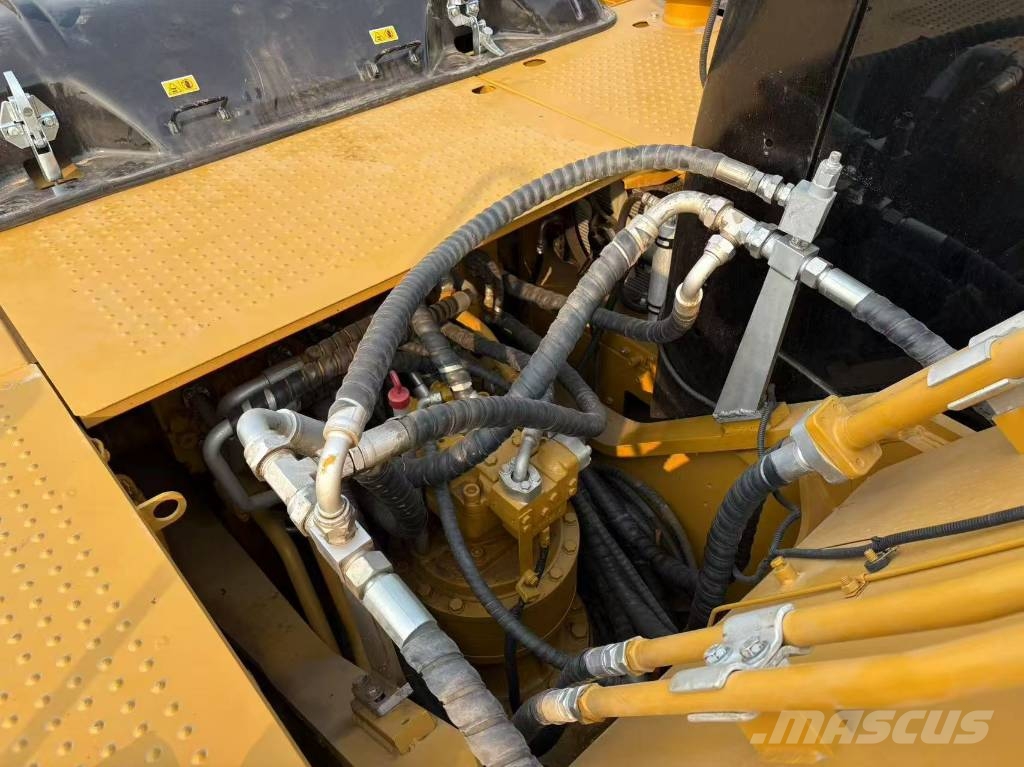 CAT 325D2 حفارات وسط 7 طن - 12 طن