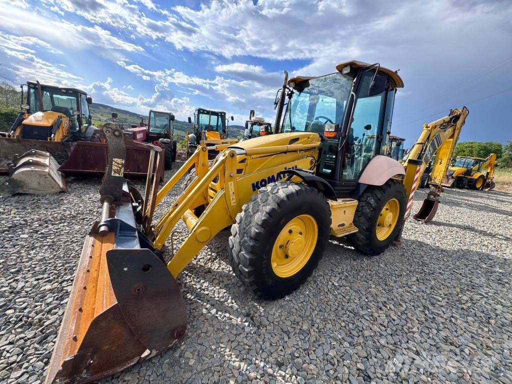 Komatsu WB 93 S Kaivurikuormaajat