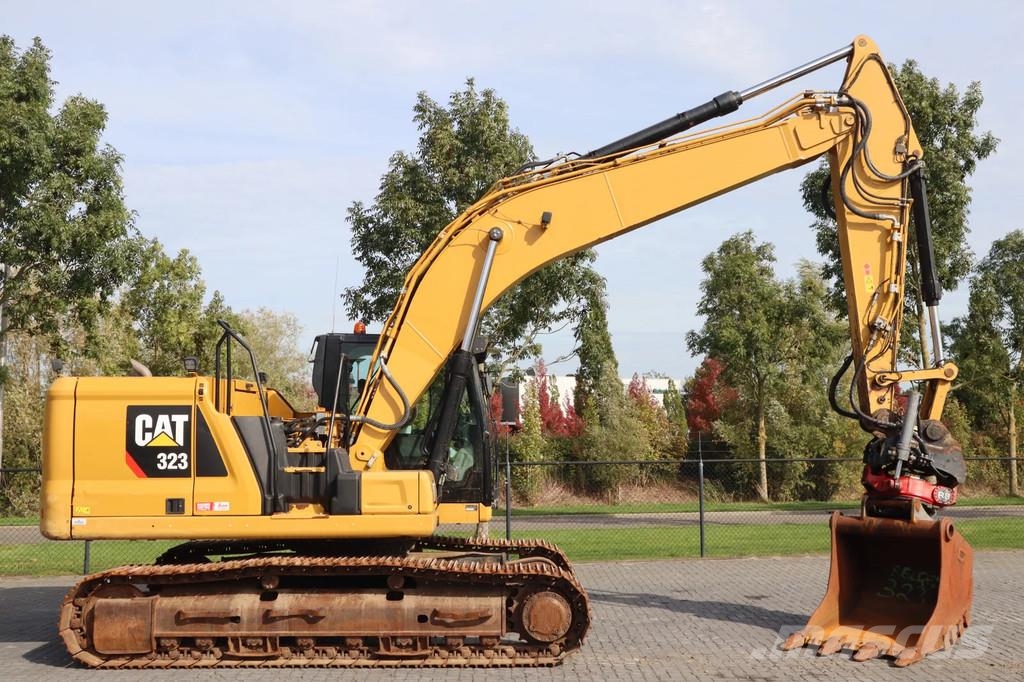 CAT 323 07A | ROTOTILT | QUICK COUPLER | BUCKET Rupsgraafmachines