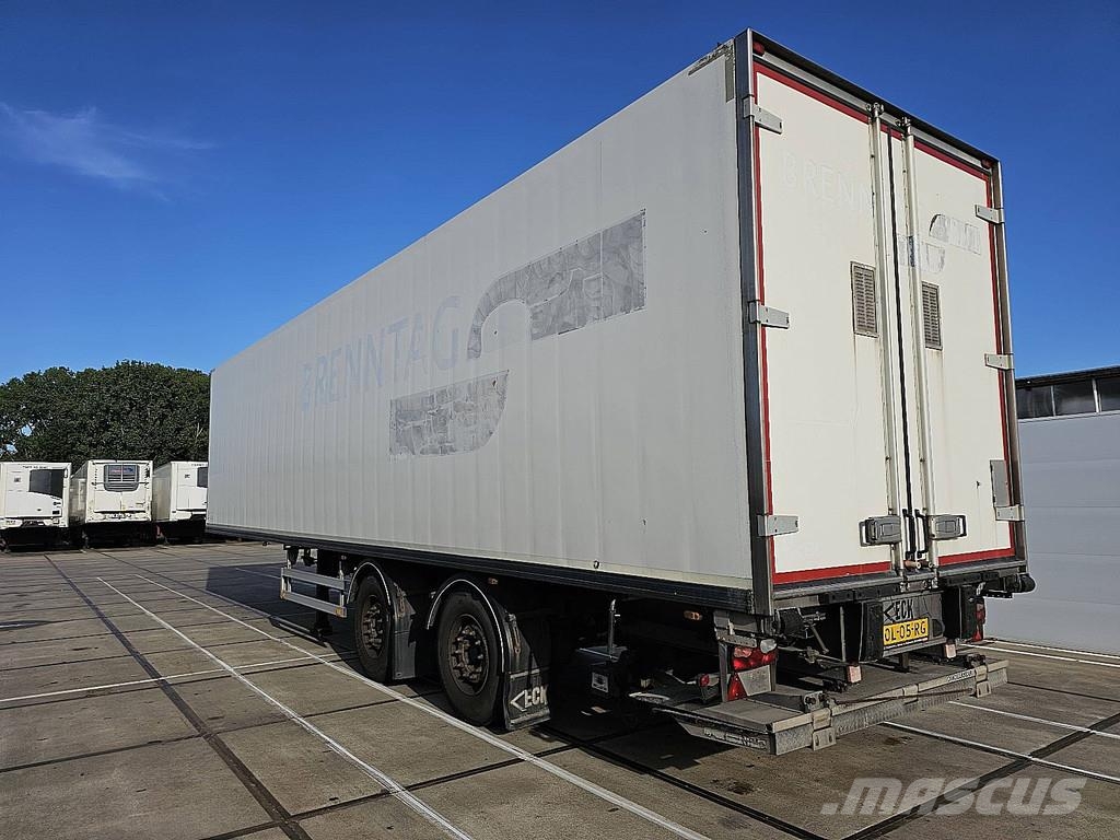 Van Eck UT-2 BL Gesloten opleggers