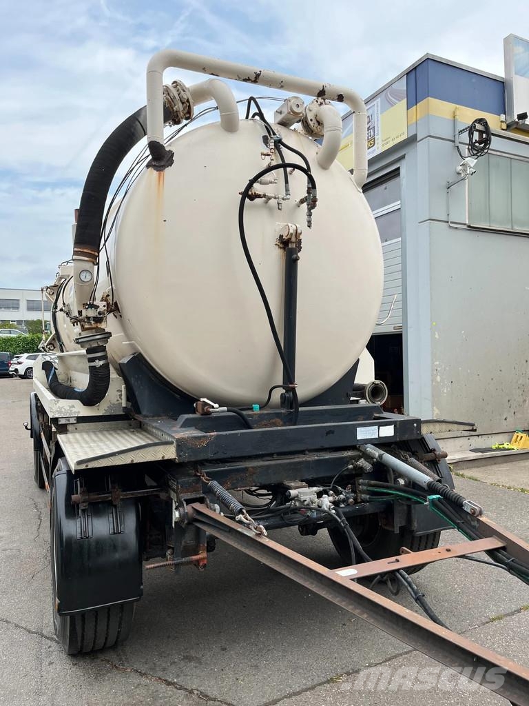 Schwarzmüller SAUG/DRUCKANHÄNGER*12m³*WIEDEMANN&REICHARDT*Hydrau Cisternas