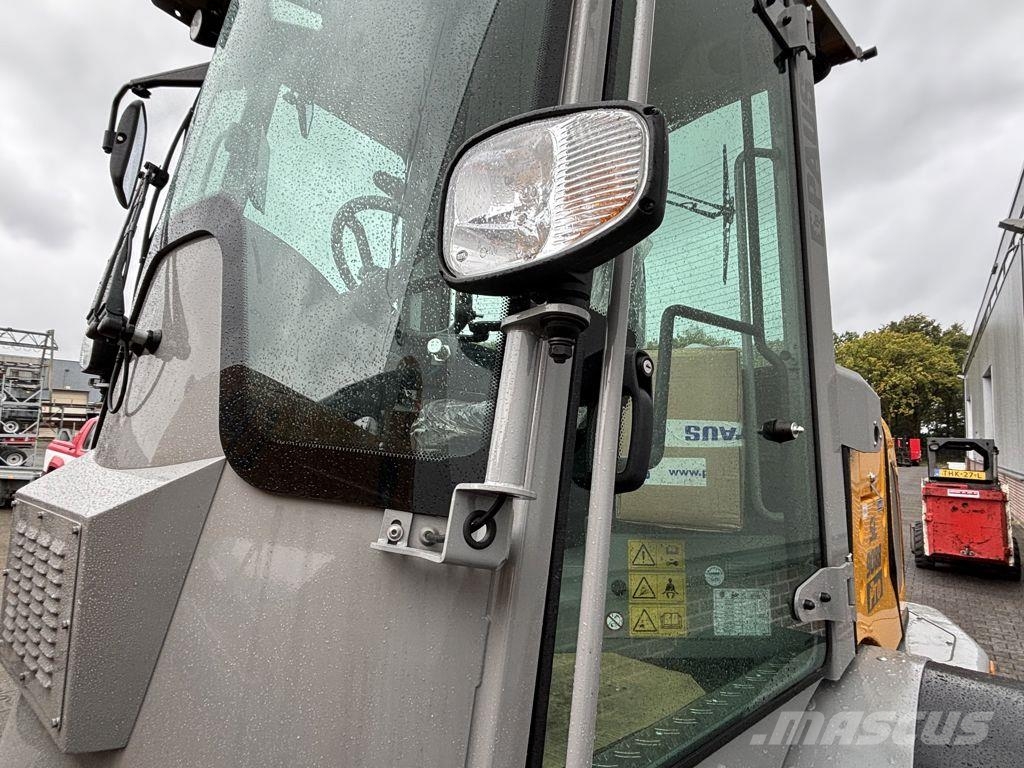 Paus SL 9088 Pro Gumikerekes homlokrakodók