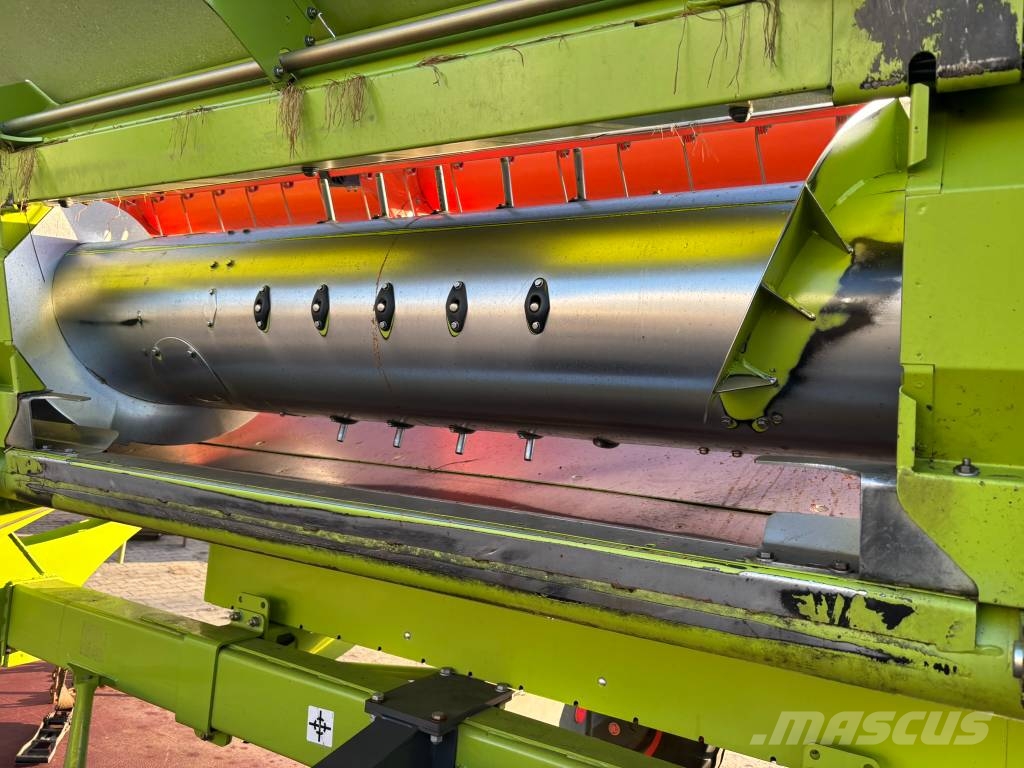 CLAAS Lexion 650 Mietitrebbiatrici