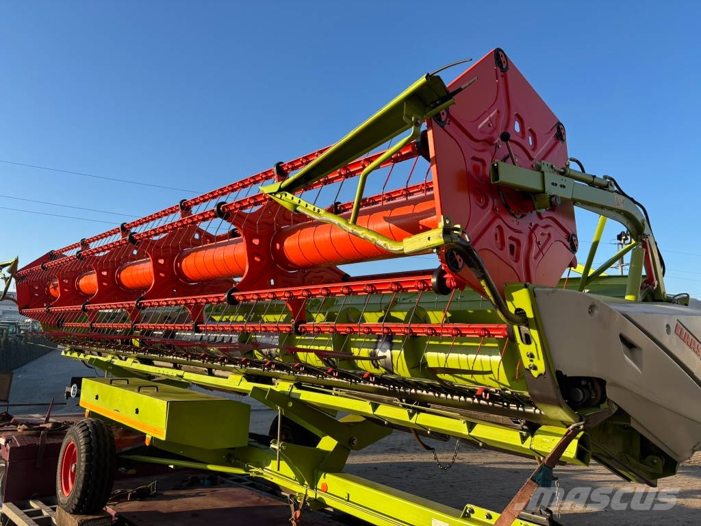 CLAAS Lexion 650 Mietitrebbiatrici