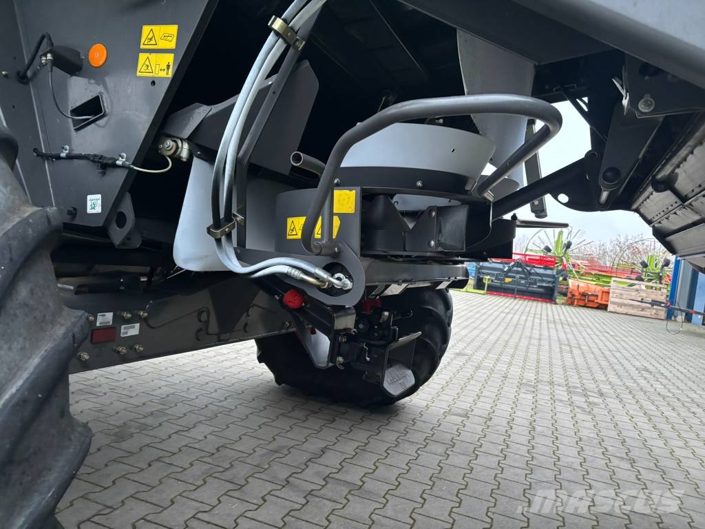 CLAAS Lexion 650 Mietitrebbiatrici