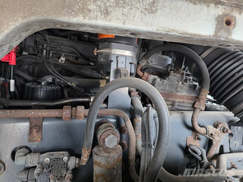 Renault Premium مركبات النقل
